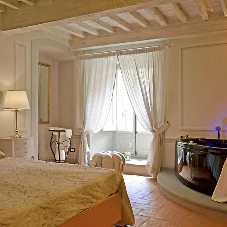 The House With Steam Room, Jacuzzi And Theater View *