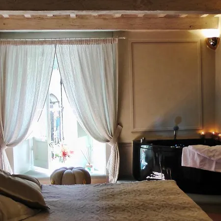 The House With Steam Room, Jacuzzi And Theater View Apartment *