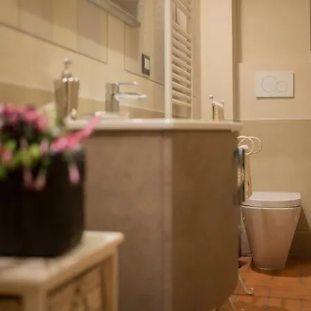 The House With Steam Room, Jacuzzi And Theater View Appartamento Cortona