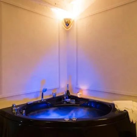 The House With Steam Room, Jacuzzi And Theater View Cortona